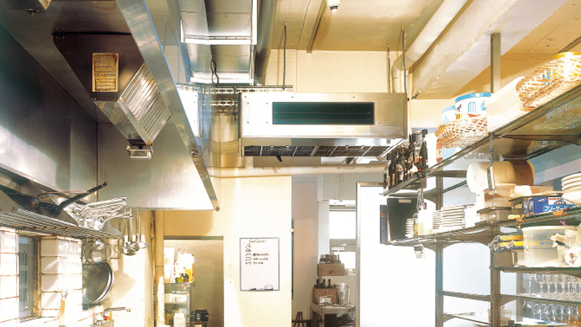 天井埋め込みダクト型